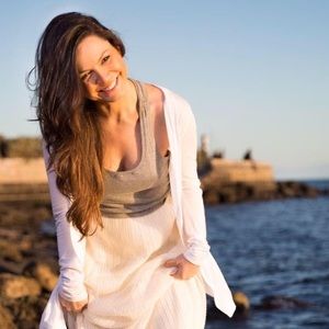 Meet your Posher, Bia